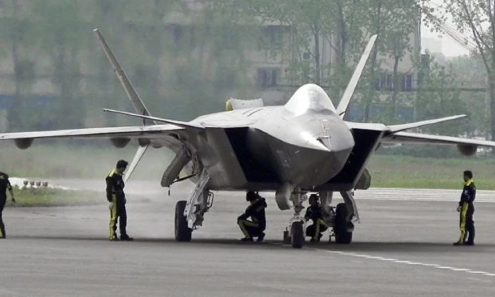 J-20 vs F-35: Μία ανυπόσταση σύγκριση που μόνο χαμόγελα φέρνει στις ΗΠΑ